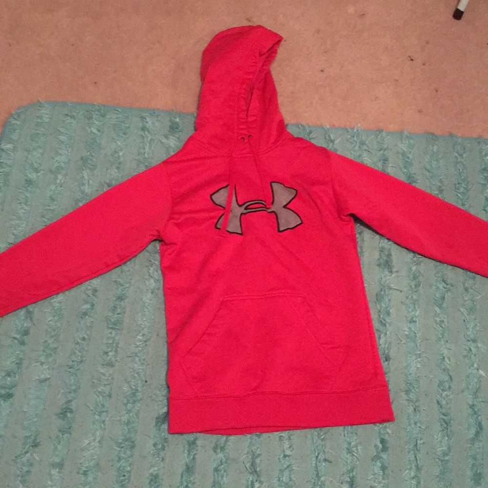 Pink under armour sweatshirt
